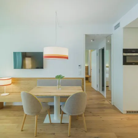 Апартаменты Falkensteiner Residences *